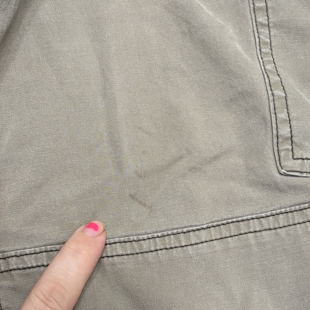 L.L. Bean Favorite Fit Cargo Pants Women's 16 Dusty Olive Canvas Utility - Picture 15 of 15
